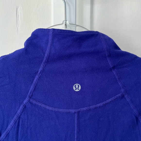 LULULEMON | 10 | RUN-DASH Pullover | Wish Blue - Picture 9 of 13